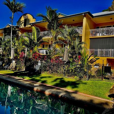 The York Beachfront Holiday Apartments Yorkeys Knob Exterior foto