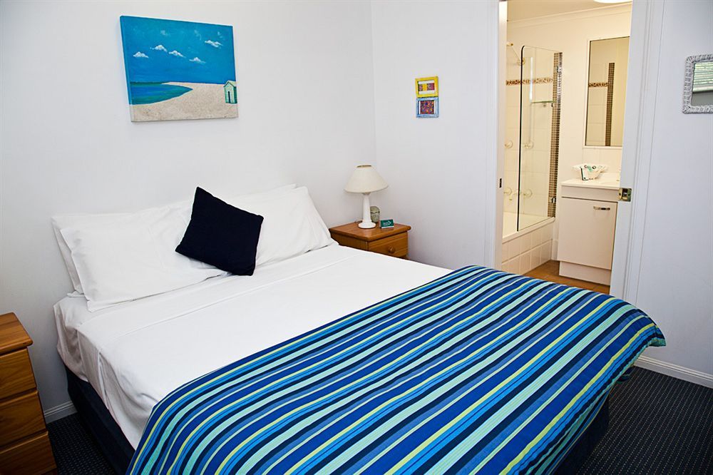 The York Beachfront Holiday Apartments Yorkeys Knob Exterior foto